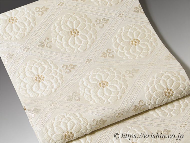 袋帯（菊華菱文/白地）