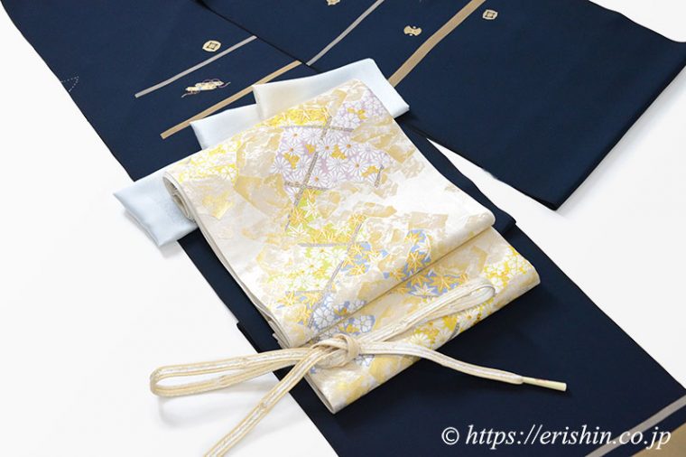 付下訪問着「金彩横段に宝尽くし」に袋帯（摺箔春秋文） 功雅織