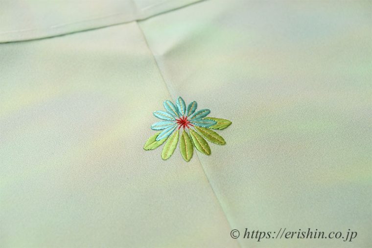 刺繍洒落紋のお誂え「ゆずり葉」仕立て上がり後