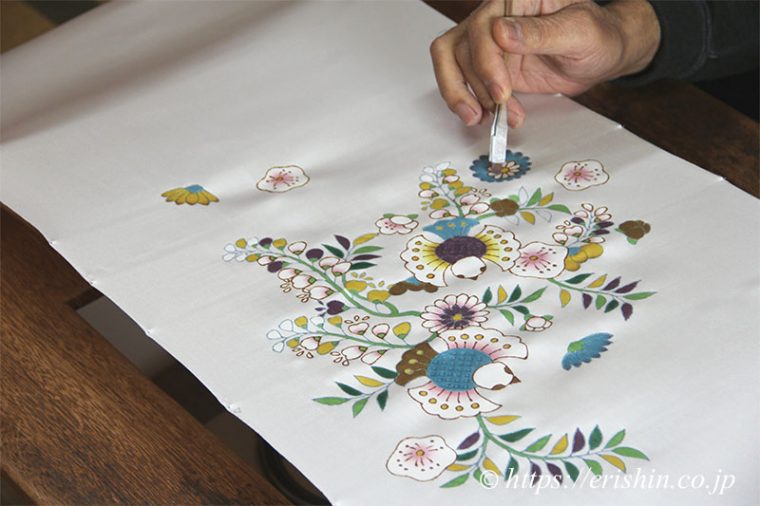 お誂え染帯（福良雀に藤花）