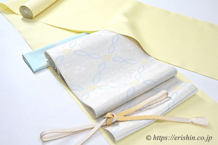 兄の勝山健史さんの九寸織名古屋帯（塩蔵繭）とのコーディネート例