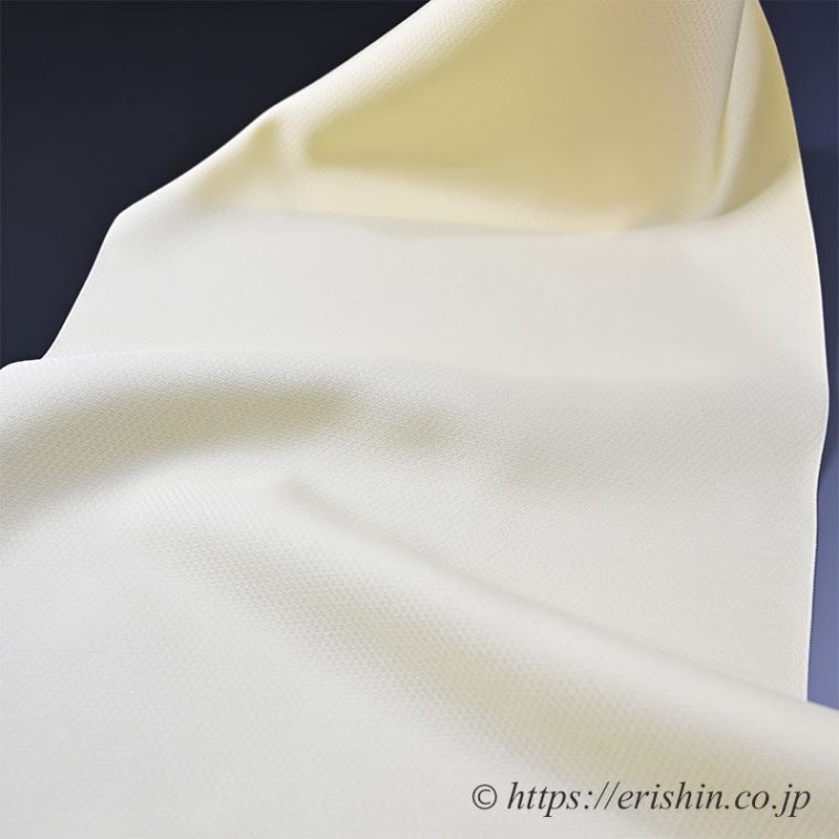 勝山さと子　絹雲織（扁平糸）反物