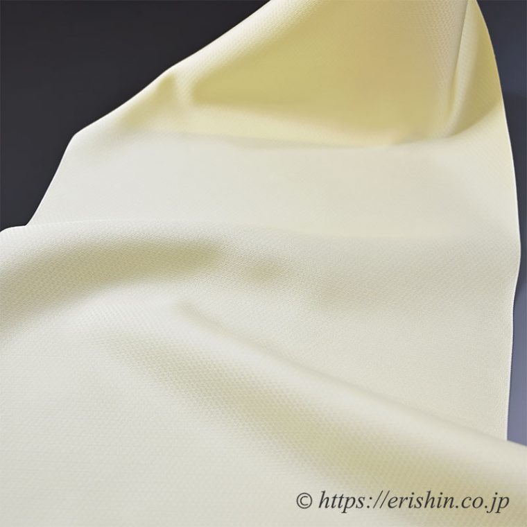 勝山さと子・扁平糸絹雲織着尺（反物）