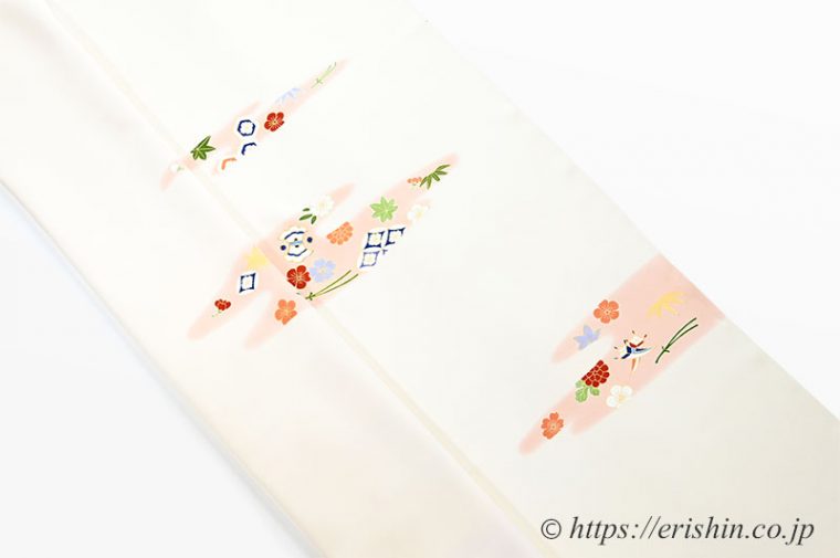 礼装付下、上前身頃と袵部分