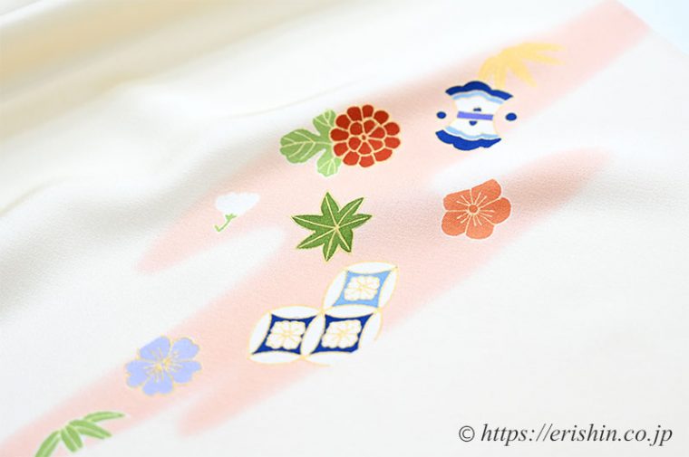 礼装付下（霞に吉祥吹き寄せ）柄拡大