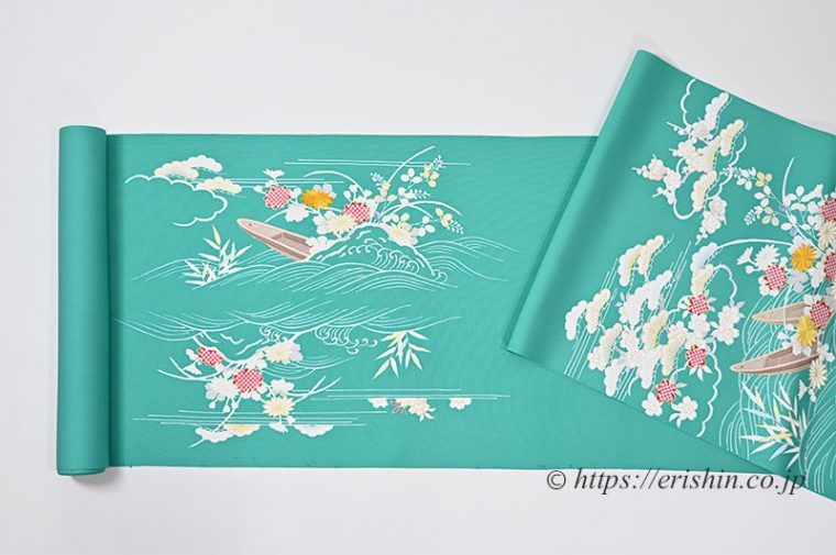 えり新オリジナル染名古屋帯（御所解き/塩瀬・花緑青）の前（腹）の柄。