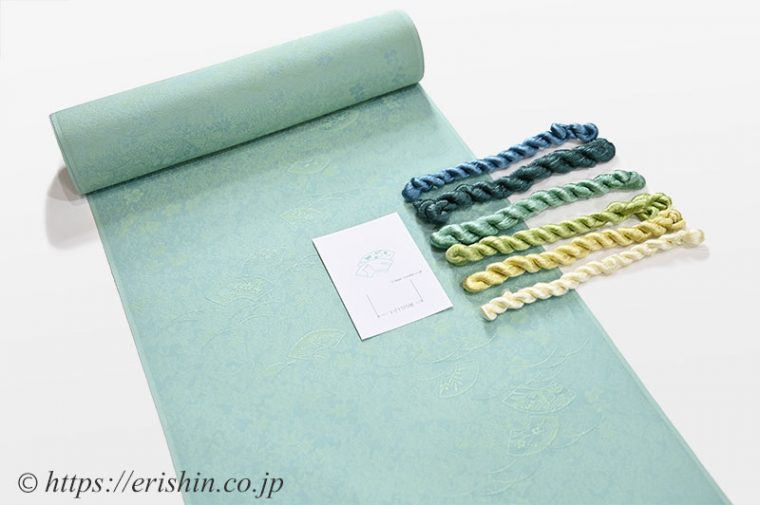 オリジナル手刺繍洒落紋（扇面にネコ）の刺繍糸