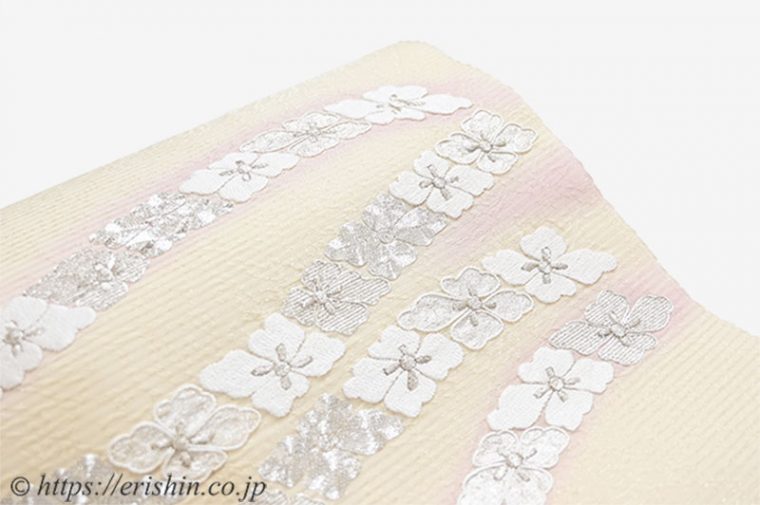 九寸織名古屋帯（たすき花菱）