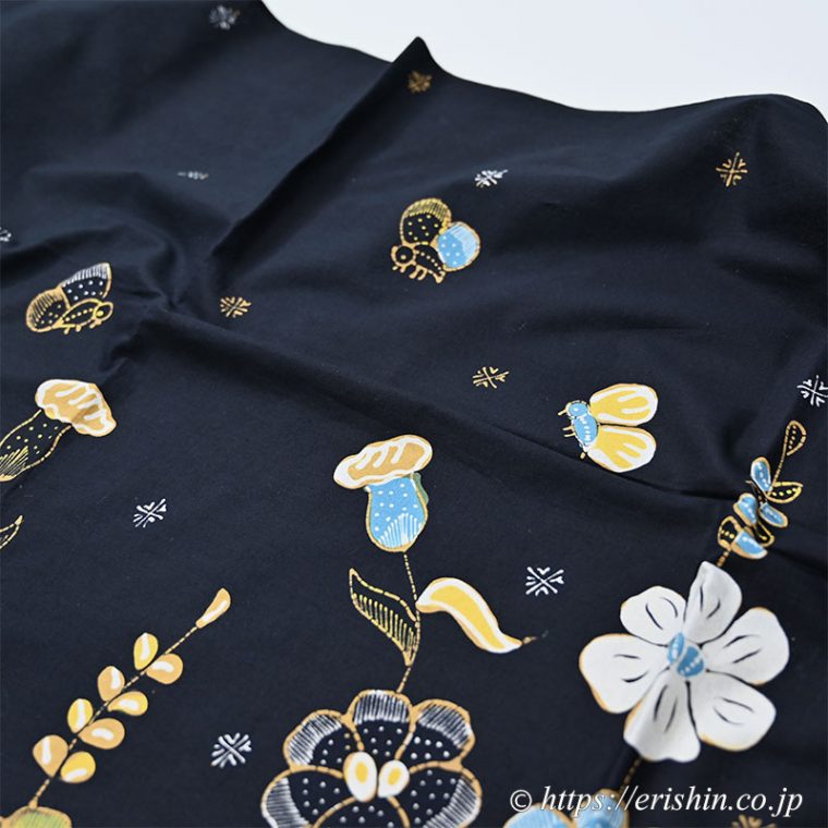 手描きバティックのサロン