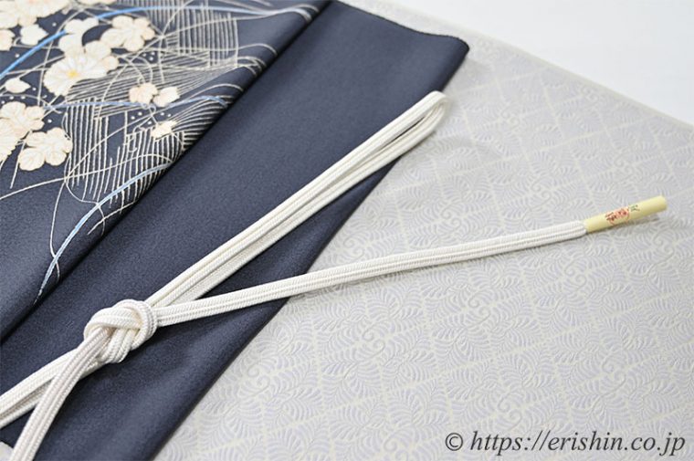 洗える絹の着物　丹後織御召（羊歯菱文/淡白藤色）に染名古屋帯（菊に網代垣波）