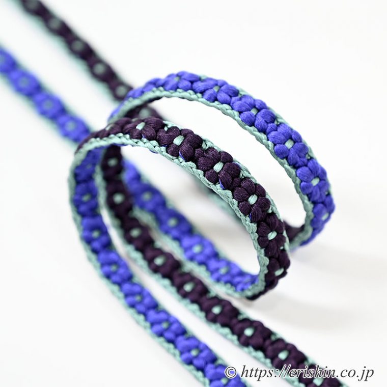 小桜組（黒鳶×桔梗色）