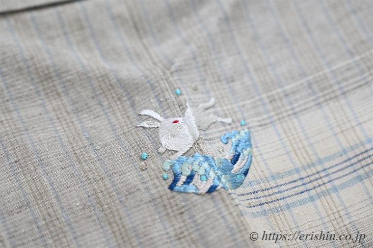 手刺繍洒落紋のお誂え（波うさぎ）結城紬へ
