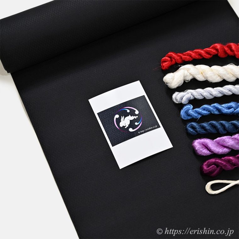 手刺繍お洒落紋のお誂え　波の丸に跳ね兎（兵庫県Ｅ様）