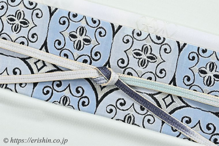 訪問着（しけ引き・熨斗目暈かし/白緑色）に誉田屋源兵衛　袋帯（佐賀竹錦/七宝唐草文）