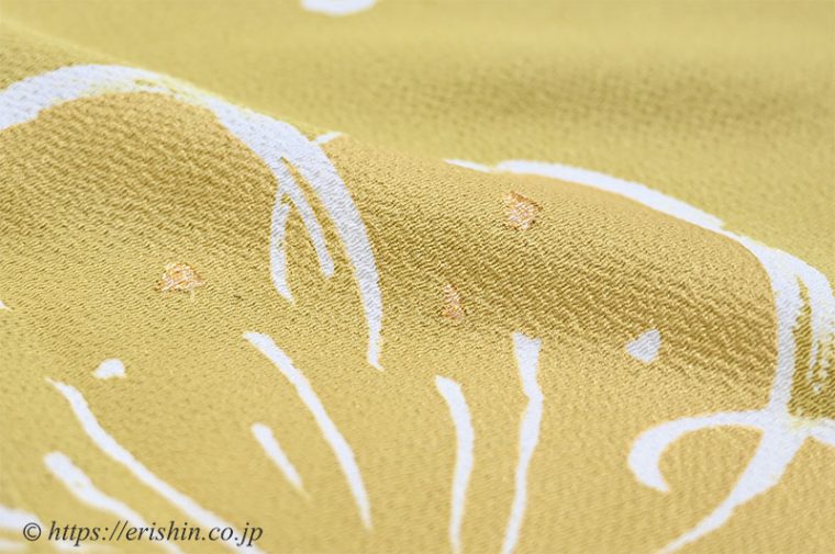 付下（梅、薫る） 縮緬　芥子色