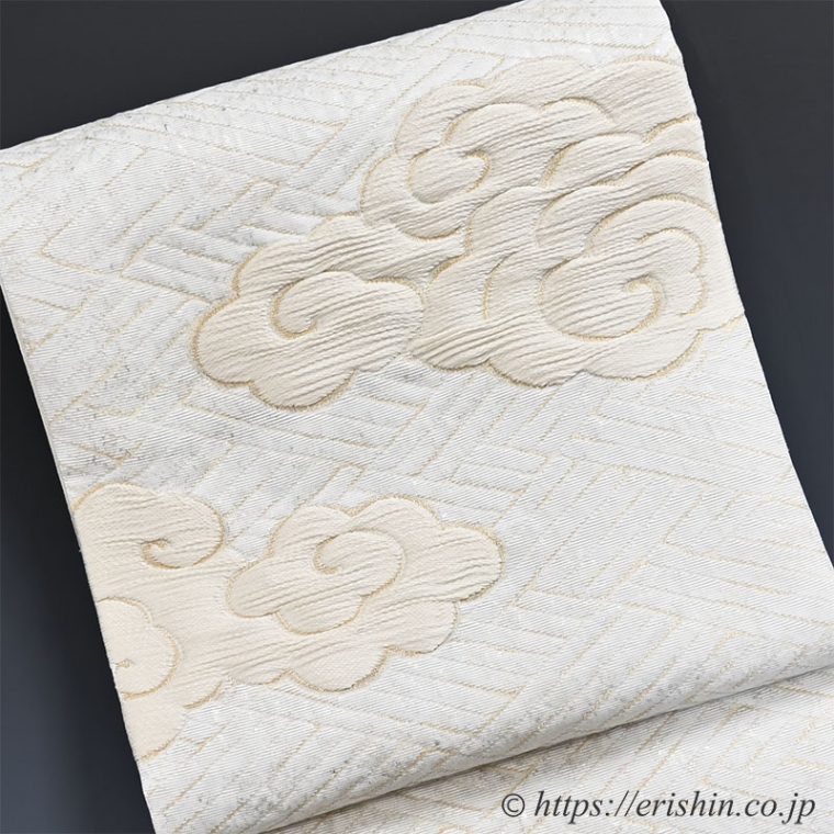 袋帯（東照宮端雲文）