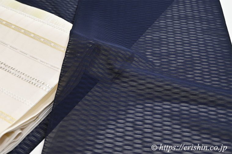 夏色無地（波筬文/濃紺）に美術工芸 啓の袋帯（夏熨斗目）