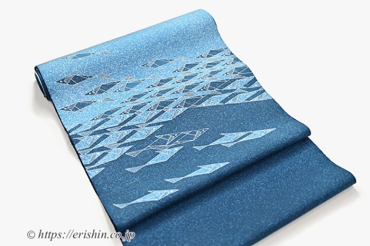 大村幸太郎　染名古屋帯（魚影紋）ローケツ染め