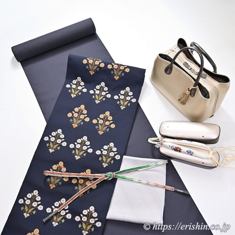 旬のお勧めコーディネート「木枯らしの季節へと　勝山さと子の着物と帯で」