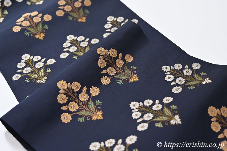 勝山さと子　絹雲織（小市松/橡色）