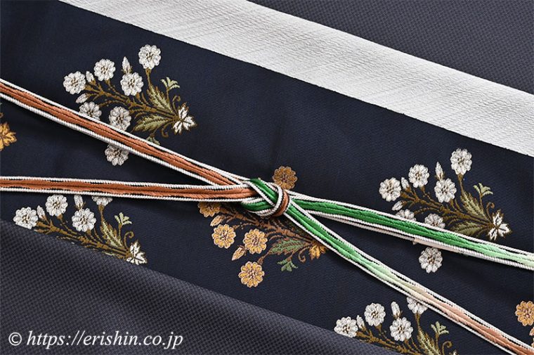 旬のお勧めコーディネート「木枯らしの季節へと　勝山さと子の着物と帯で」