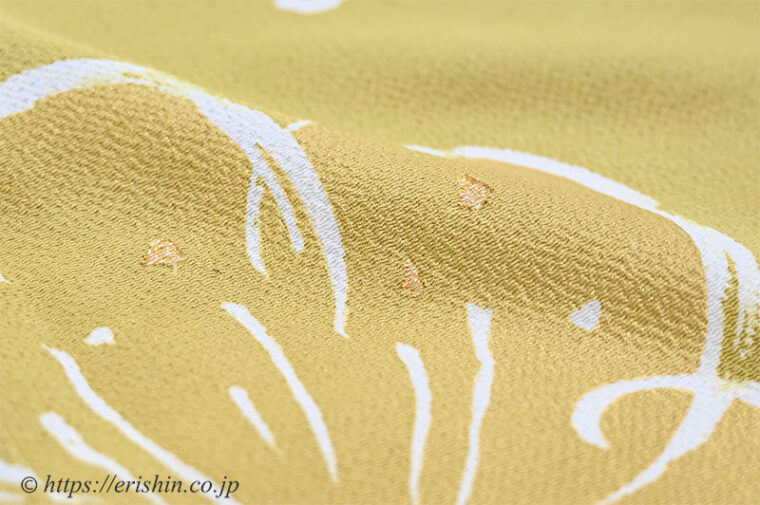 旬のお勧めコーディネート「梅の付下。 イエロー尽くしで心温かに」付下（梅、薫る）に九寸織名古屋帯（市松波唐花）