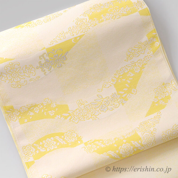 九寸織名古屋帯（市松波唐花）