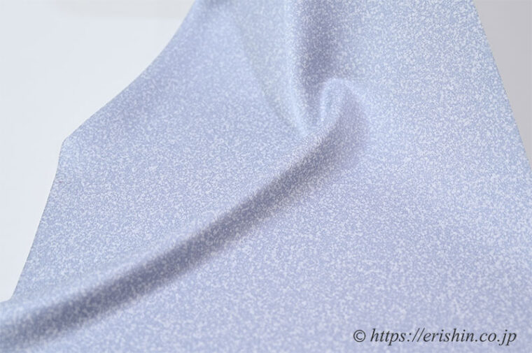 小紋（蝋吹雪/淡藤色）　大村幸太郎・作