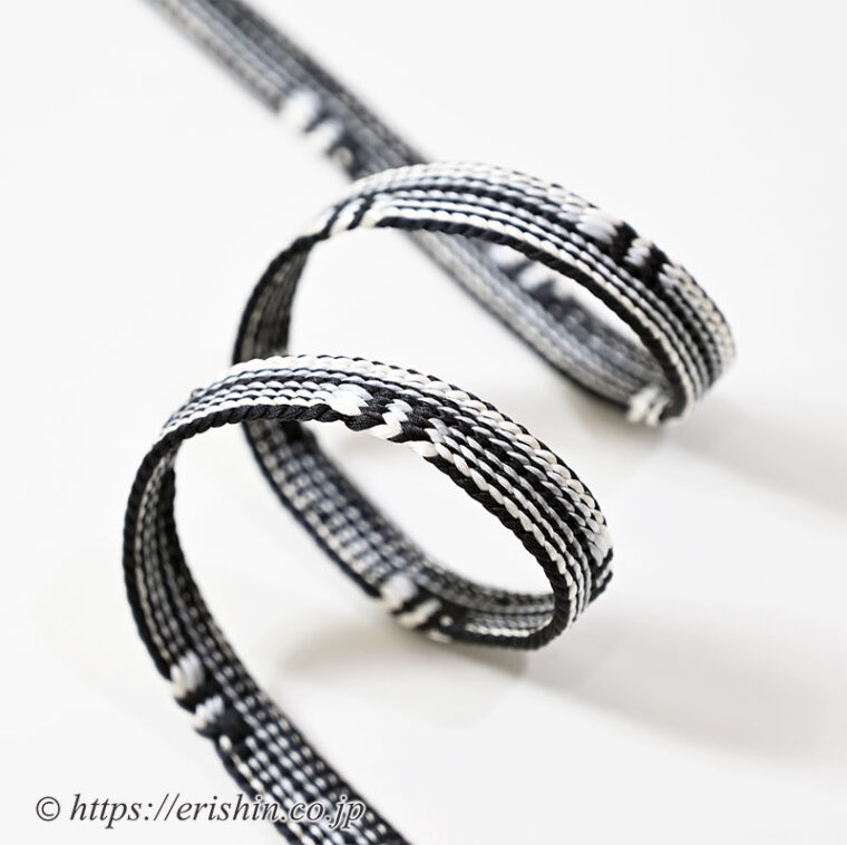 綾竹組（三色段〆切柄入り/墨色に白から灰青）