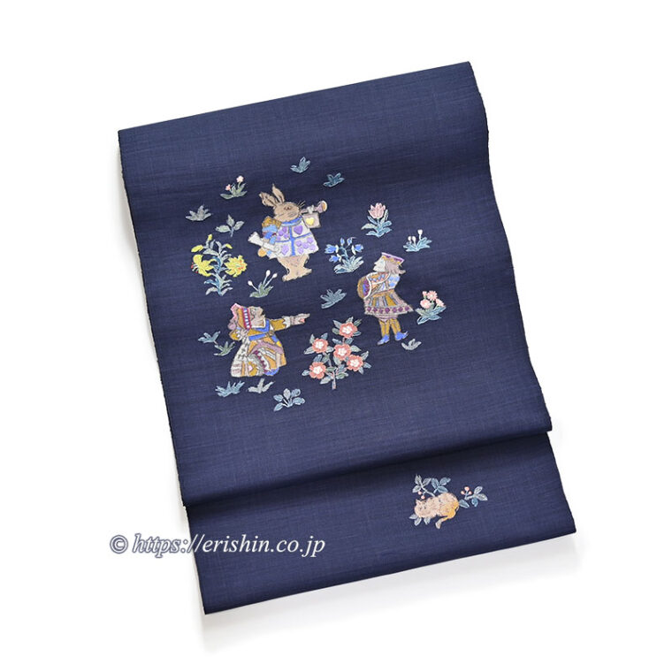 えり新オリジナル　九寸織名古屋帯（不思議の国のアリス）