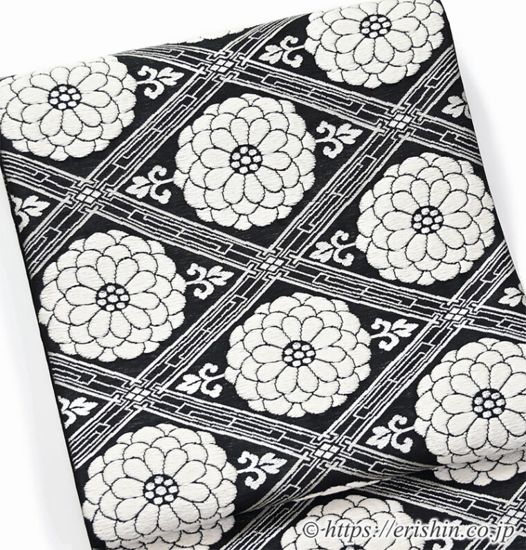 袋帯（菊華菱紋/黒）