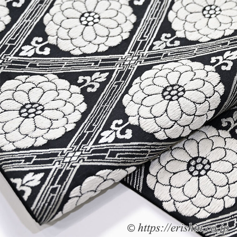 袋帯（菊華菱紋/黒）