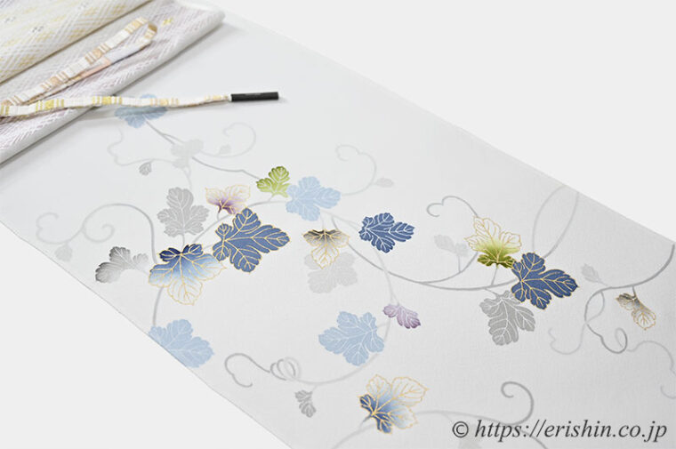 旬のお勧めコーディネート「葡萄唐草の付下に美術工芸啓さんの織名古屋帯で　フォーマルシーンへ」