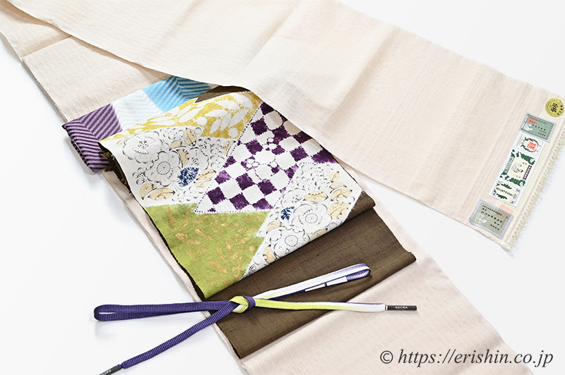 結城紬 刺繍袋帯 結城紬 おく玉 ペンギン刺繍 明るい 袋帯 シルク 結城紬 刺繍袋帯 結城紬 おく玉 ペンギン刺繍 明るい 袋帯 シルク