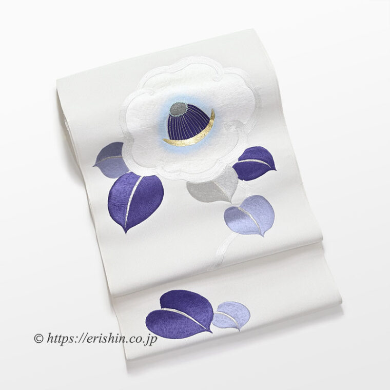 刺繍九寸名古屋帯（大椿/白練地）　野口