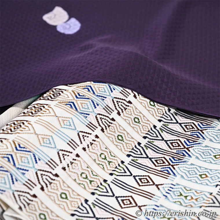 旬のお勧めコーディネート「キュートな雲　絞り染め小紋（金斗雲）に洛風林の九寸帯（蛮彩）」