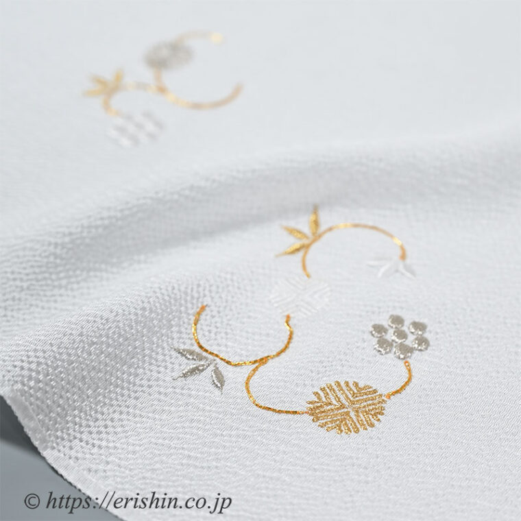 帯揚げ（天神唐草・白金銀刺繍/白地・縮緬）渡敬
