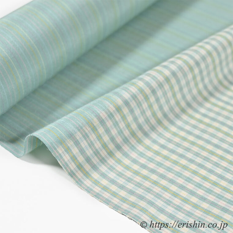 芝崎圭一　座繰紬（緯段格子）