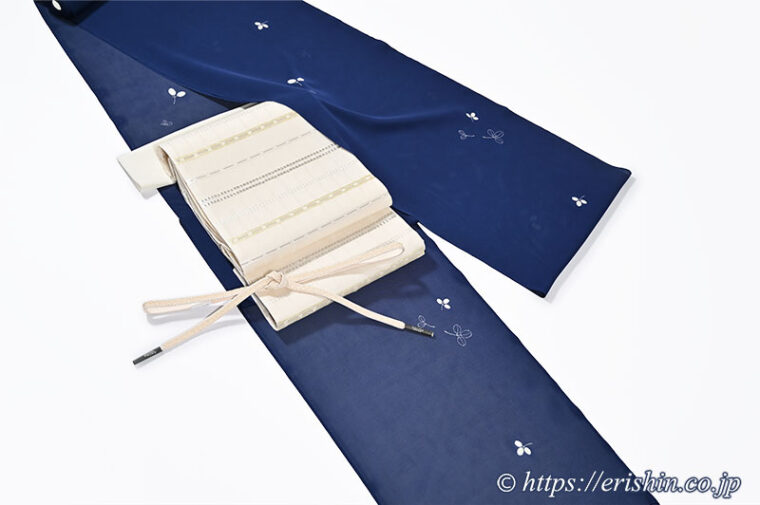 旬のお勧めコーディネート「夏の柔らかもの　小袖の萩の絽小紋に美術工芸啓の帯」