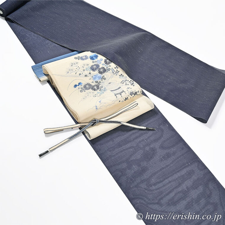 旬のお勧めコーディネート「虫籠の染帯で夏の情景を楽しんで　白たか上布に御所解の帯」