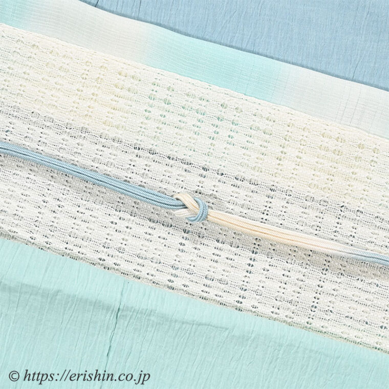 旬のお勧めコーディネート「おでかけ縮木綿（浅縹色×水浅葱×麹塵色）のコーディネート　with八寸羅帯」