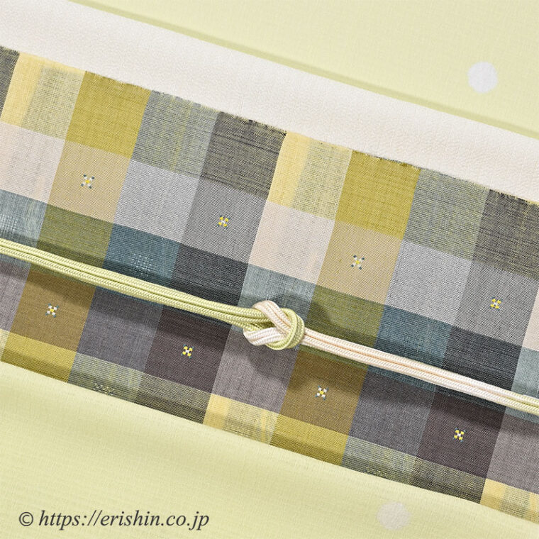 旬のお勧めコーディネート「えり新オリジナル絞り小紋に小名木さんの木漏れ日の帯」