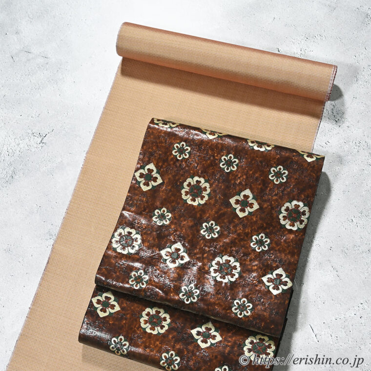 山下芙美子　黄八丈（無地/まるまなこ織）と袋帯（正倉院華小紋）