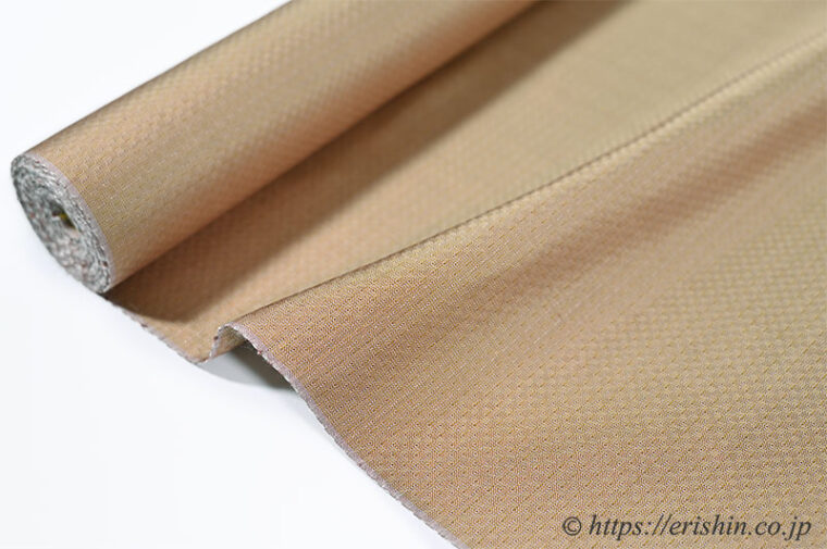 山下芙美子　黄八丈（無地/まるまなこ織）「着物と帯 呉服えり新」