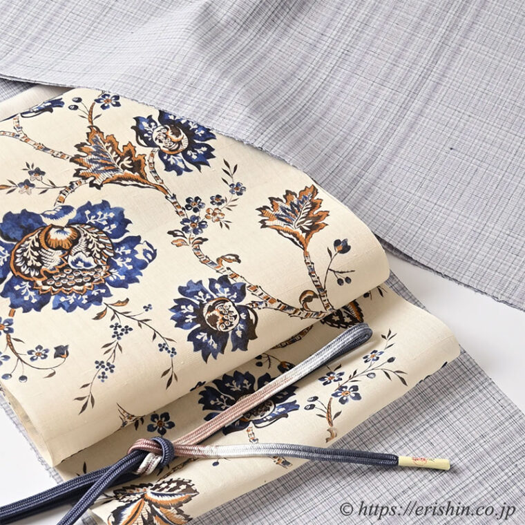 旬のお勧めコーディネート「下井伸彦作 花織入小格子に 多ち花の大花更紗を」