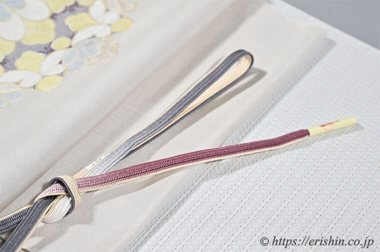 旬のお勧めコーディネート「下井伸彦作 綾織横段縞に 洛風林の大きな華文を」