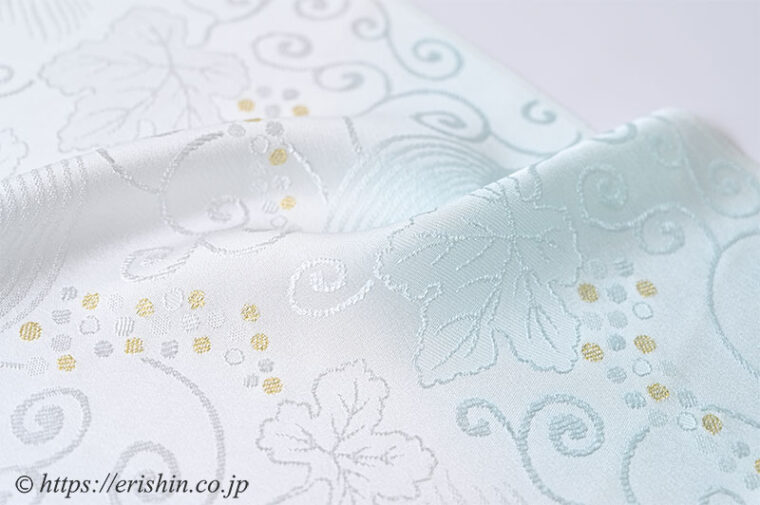 帯揚げ（葡萄唐草/白郡色と金の縫取り葡萄）「着物と帯・呉服えり新」