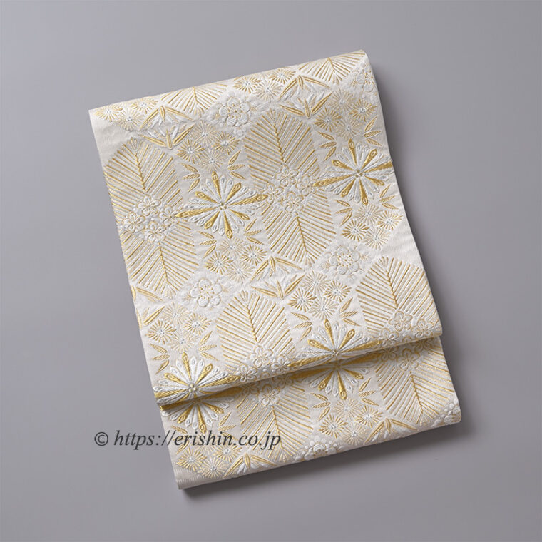 袋帯（秀麗献上松竹梅/白地に白金）「着物と帯・呉服えり新」