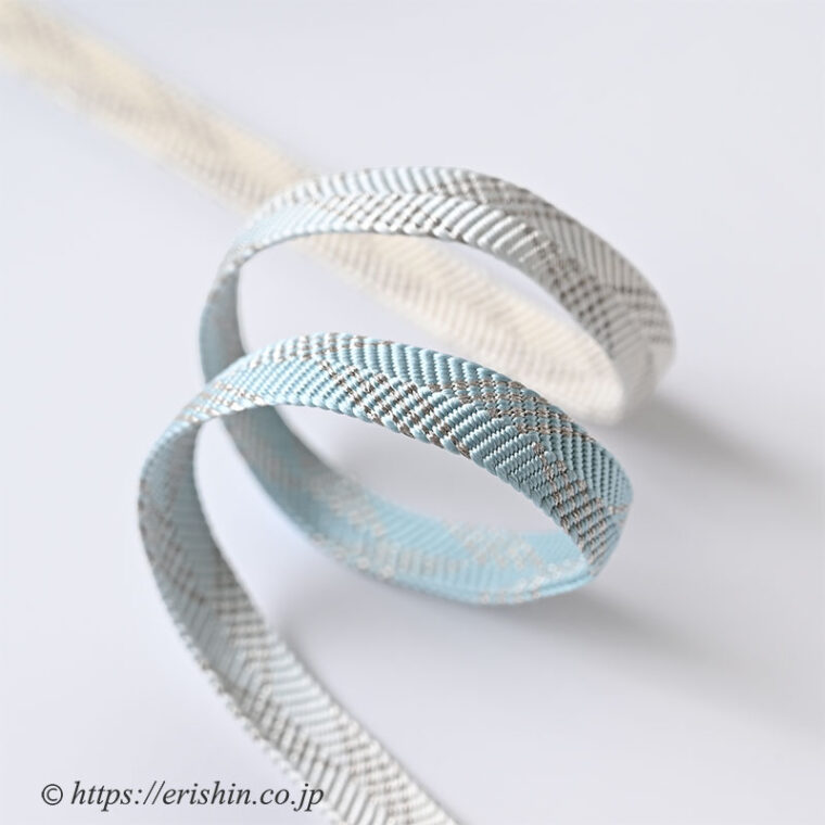 帯締め　笹浪組（白藍色と淡い鳥の子色の暈し）衿秀