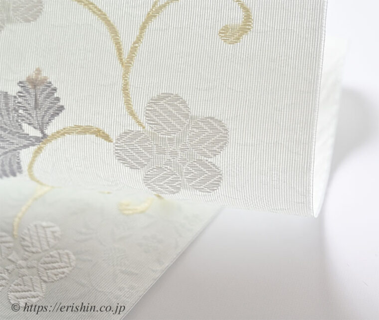 九寸織名古屋帯（天神唐草文/淡い青磁色）[夏・単衣向]